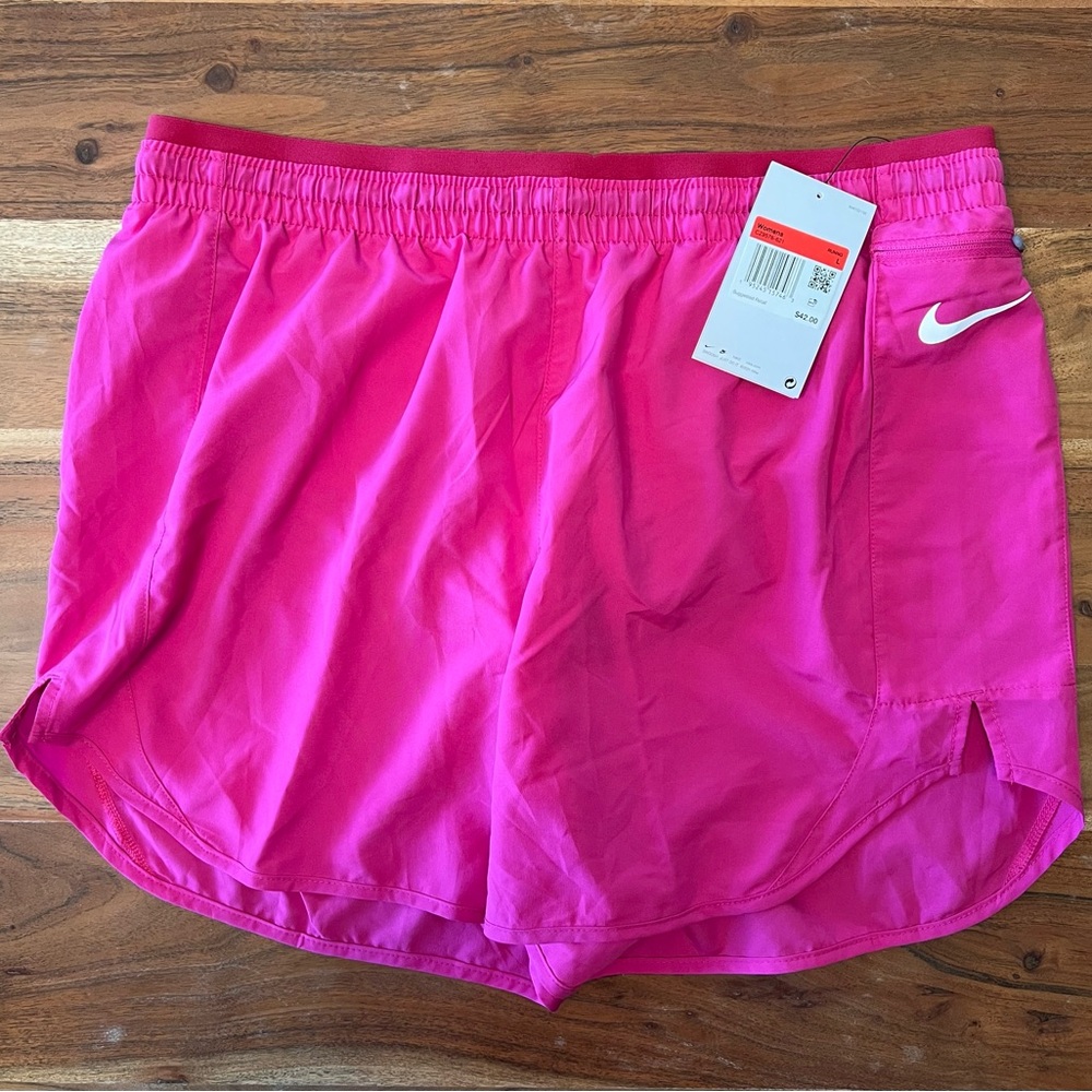 Nike Tempo Luxe Women’s Lined Running Shorts NWT